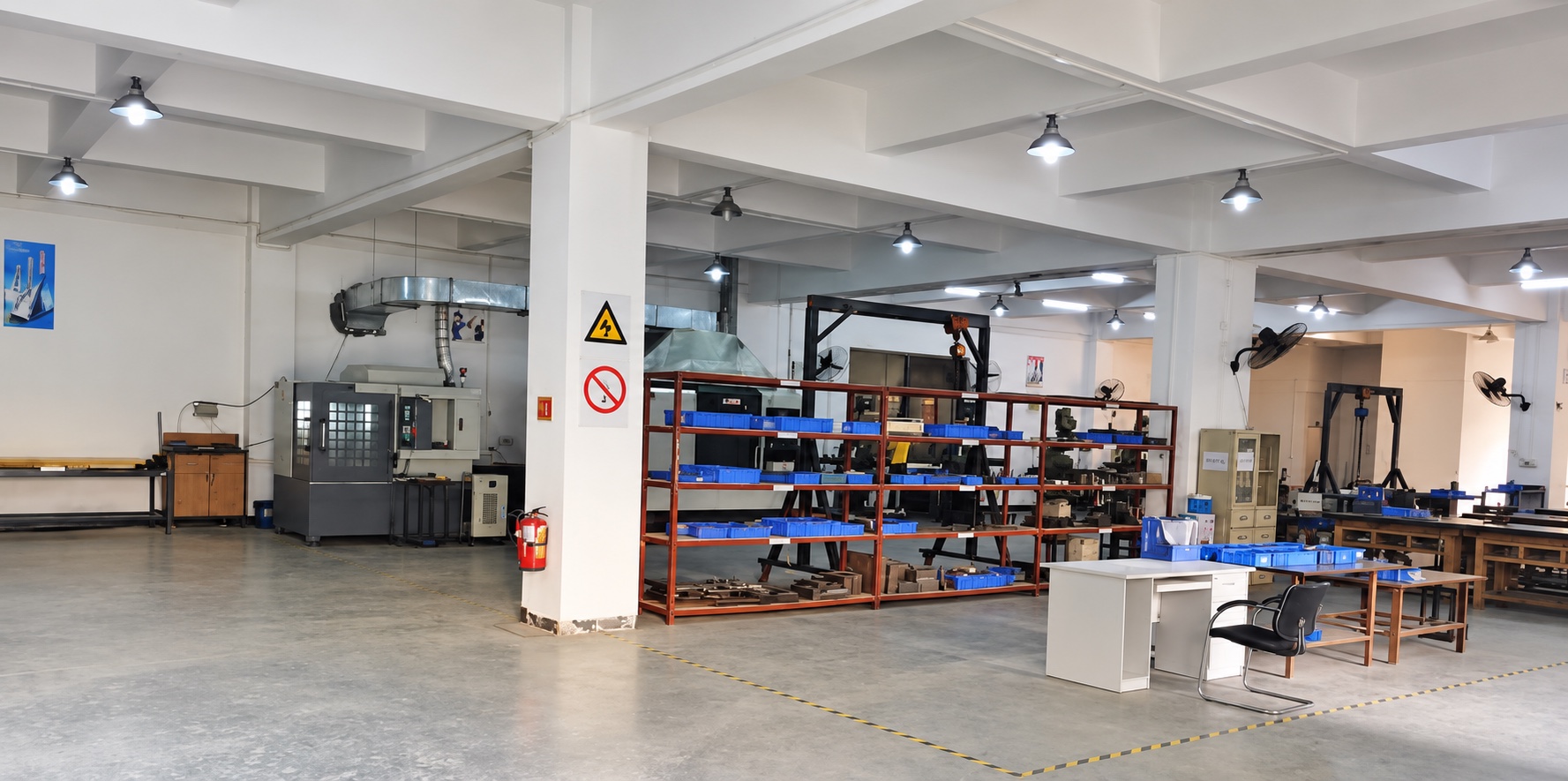Mold and tooling workshop